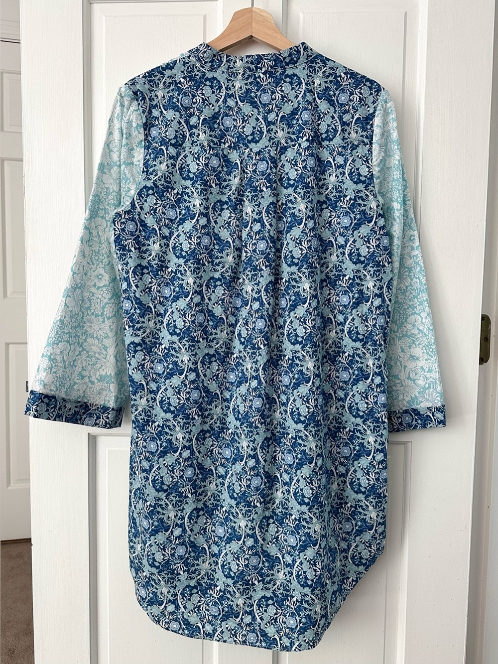 Tuckernuck Hyacinth House Gracelynn Tunic Dress Blue Aqua Floral Print Size S - Picture 4 of 12